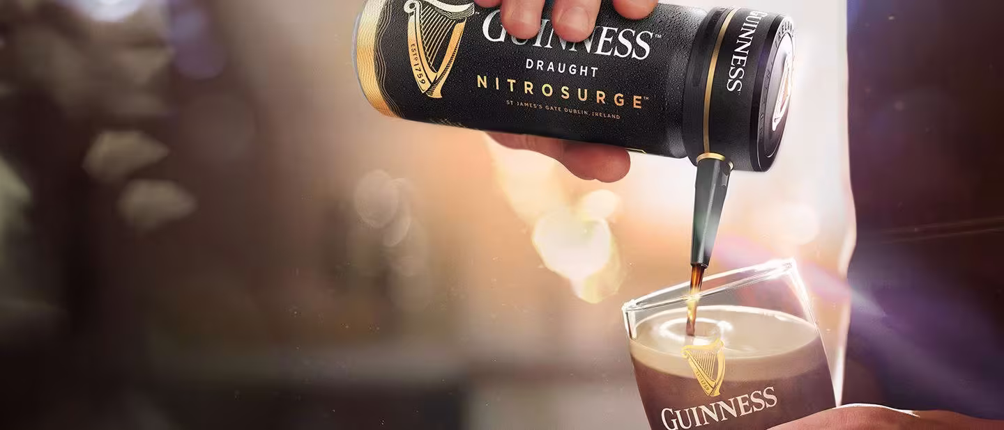 DELIVERS THE SATISFYINGLY SMOOTH GUINNESS YOU ENJOY, AT HOME.